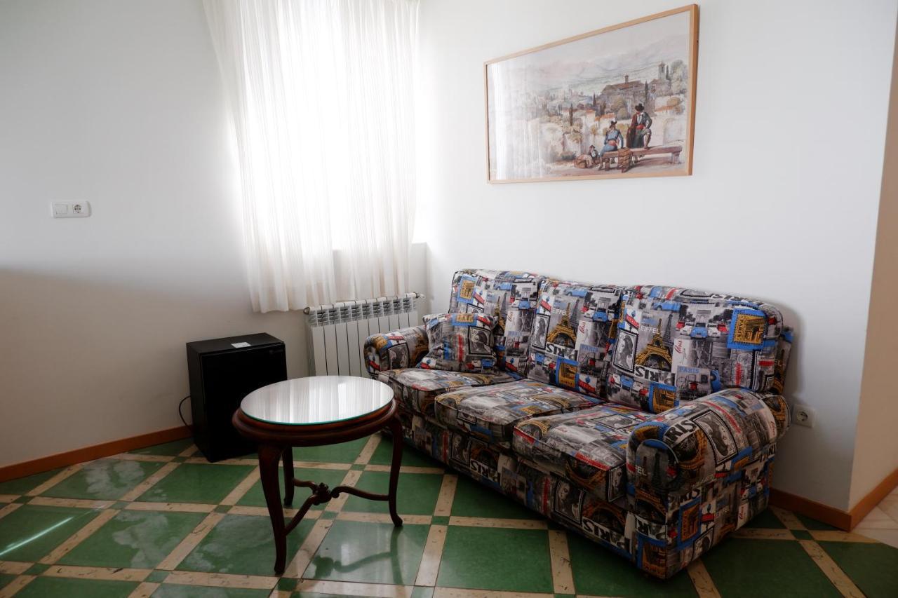 Hotel Andalucia Ланхарон Экстерьер фото